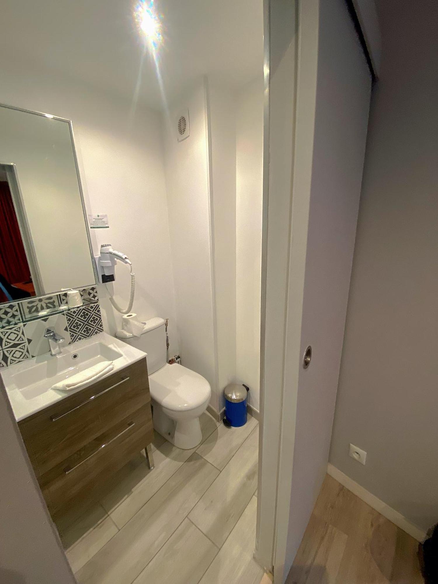 Hotel Le Chambellan Dijon Bagian luar foto