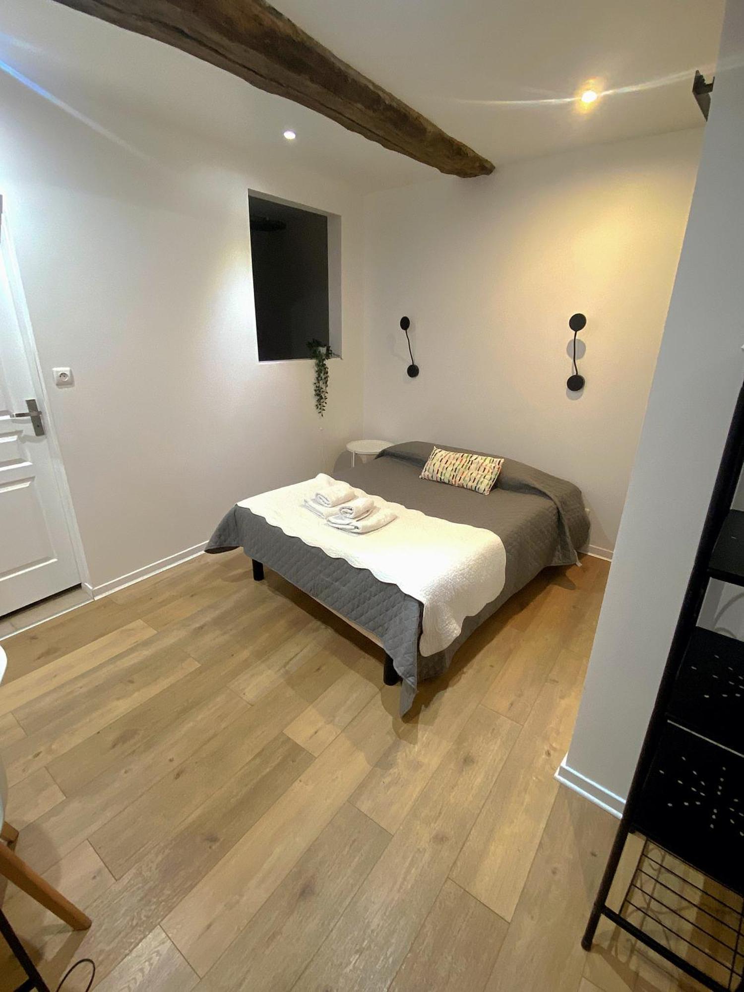 Hotel Le Chambellan Dijon Bagian luar foto