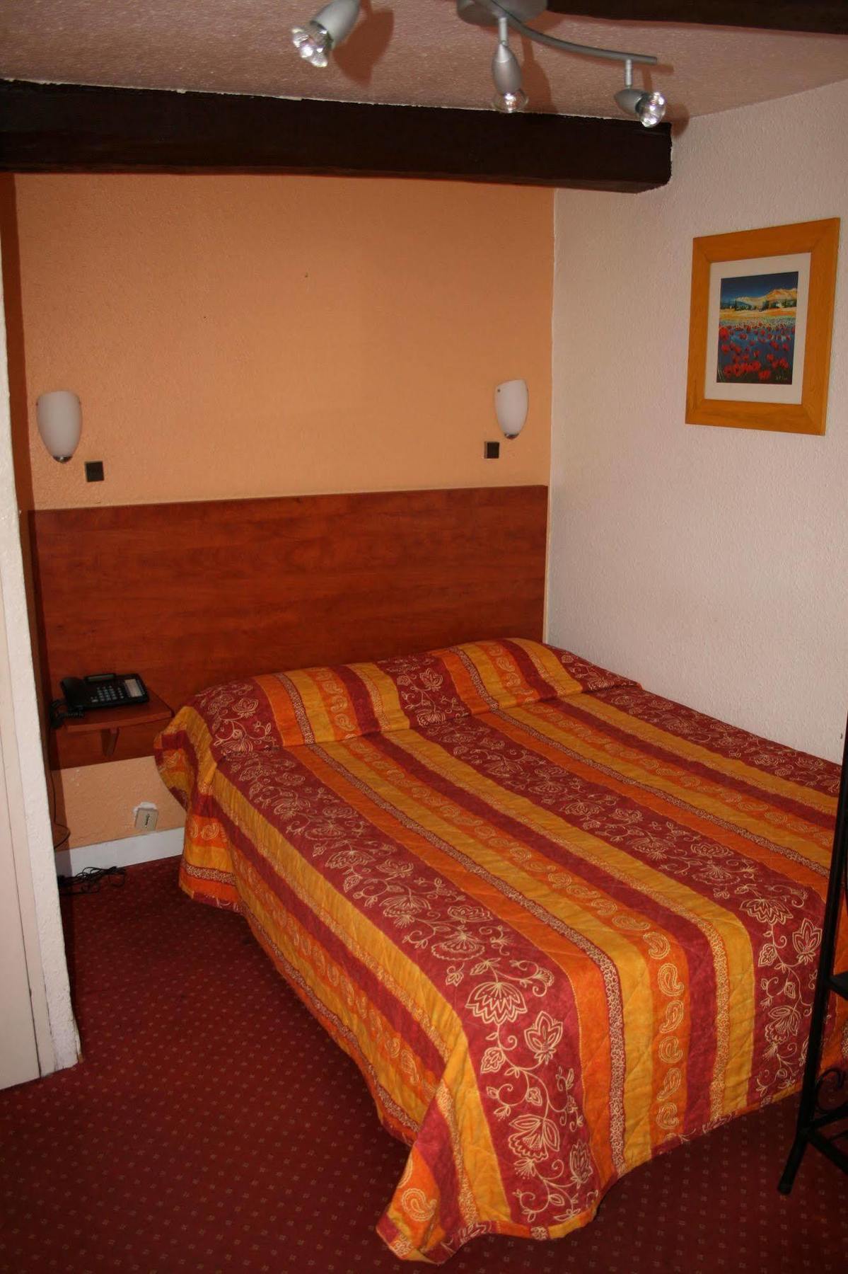 Hotel Le Chambellan Dijon Bagian luar foto
