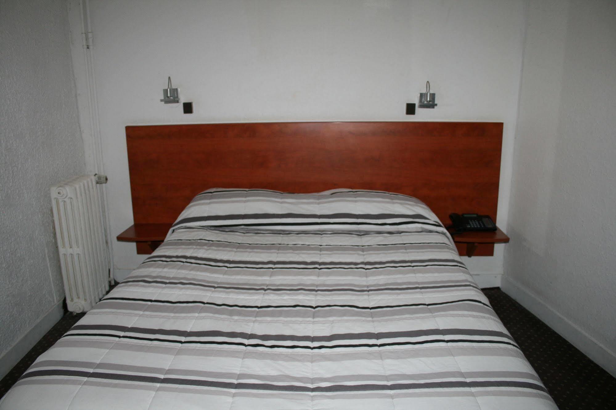 Hotel Le Chambellan Dijon Bagian luar foto